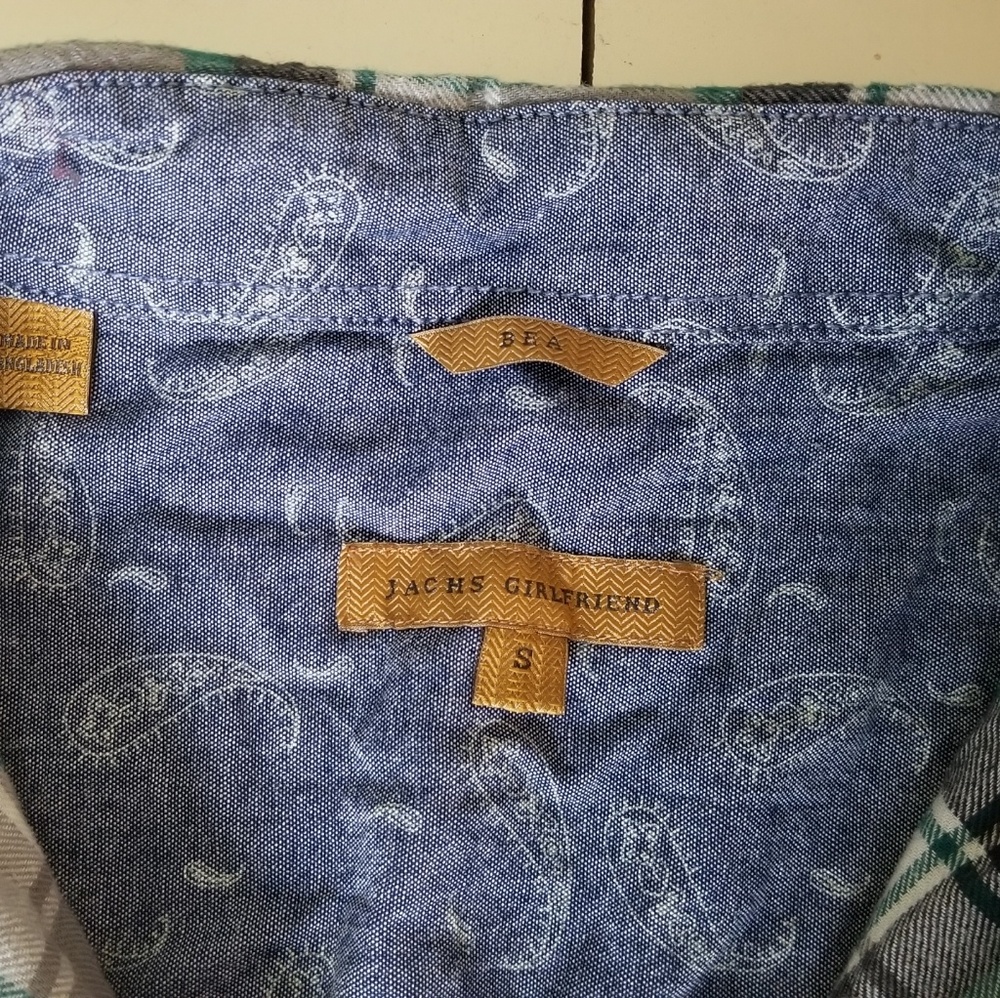 Jachs Girlfriend Button Up Top - Picture 5 of 8